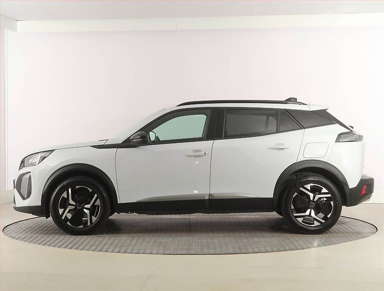 Peugeot 2008 (2025) 1.2 PureTech - fotka 3 z 26