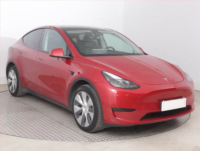 Tesla Model Y (2022) RWD LFP 60kWh, SoH 93% - fotografie inzerátu