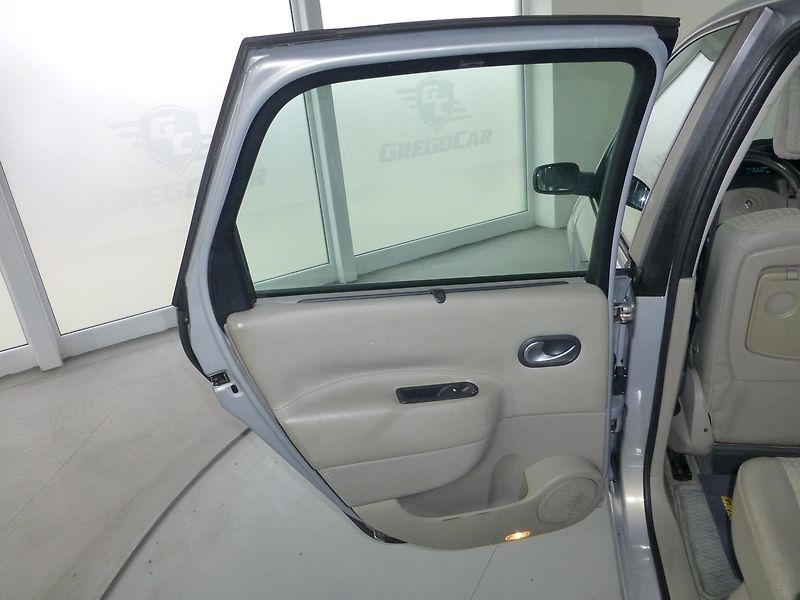 Renault Scénic (2003) 1,6 16V-83KW**DIGI**ALU**TAŽNÉ - fotka 13 z 27