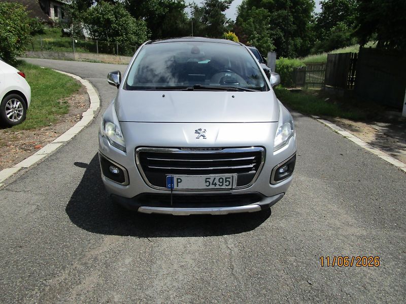 Peugeot 3008 (2015) 1,6 HDi panorama, navi - fotka 2 z 29
