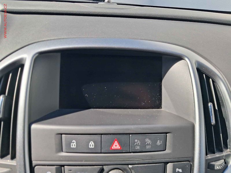 Opel Astra (2015) 1.6 CDTi, Bixen, navi - fotka 14 z 18