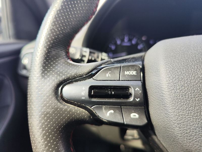 Hyundai i30 1.5 T-GDI/117kW N-Line - fotka 26 z 35