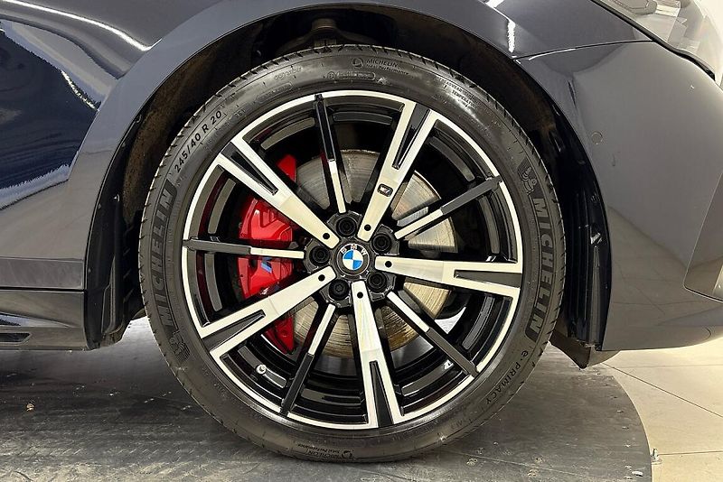 BMW Řada 5 540d xDrive Touring - fotka 6 z 13