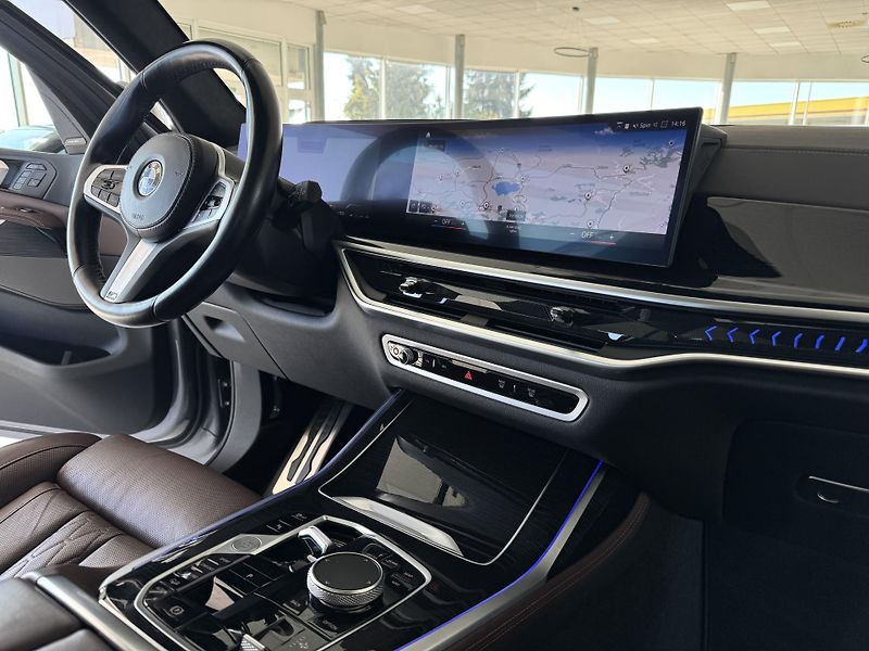 BMW X7 40d xDrive*M-SPORT*Záruka01/28 - fotka 14 z 57