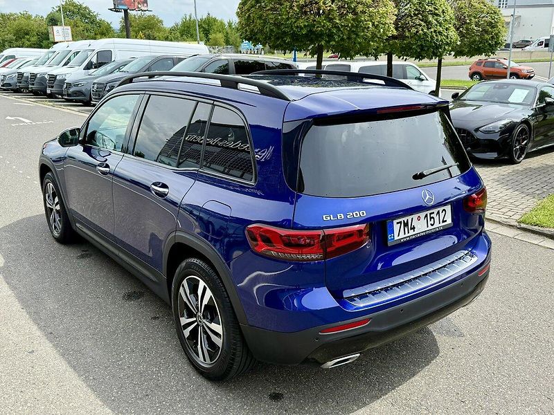 Mercedes-Benz GLB (2020) 200 - fotka 40 z 43