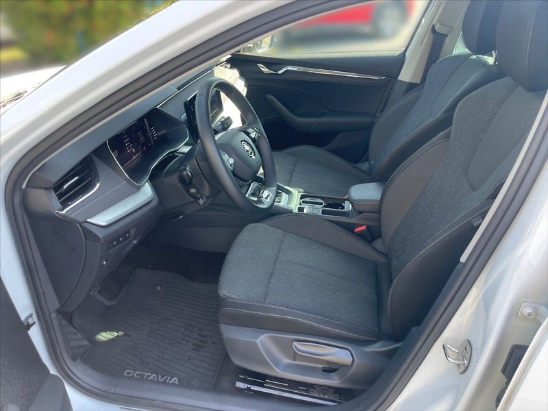 Škoda Octavia 2,0 TDI 85 Style - fotka 7 z 11