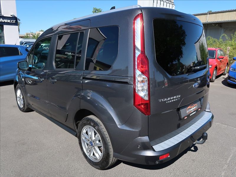 Ford Tourneo Connect 1,5 TDCi,74kW,Serv.kn.,tažné - fotka 4 z 29