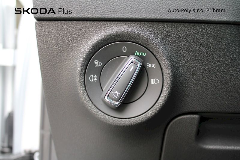 Škoda Karoq (2023) Style Exclusive 1.5TSI / 110kW - fotka 12 z 24