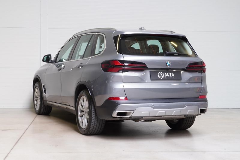 BMW X5 Xdrive30d,ČR,DPH,360,HUD,ACC - fotka 8 z 39