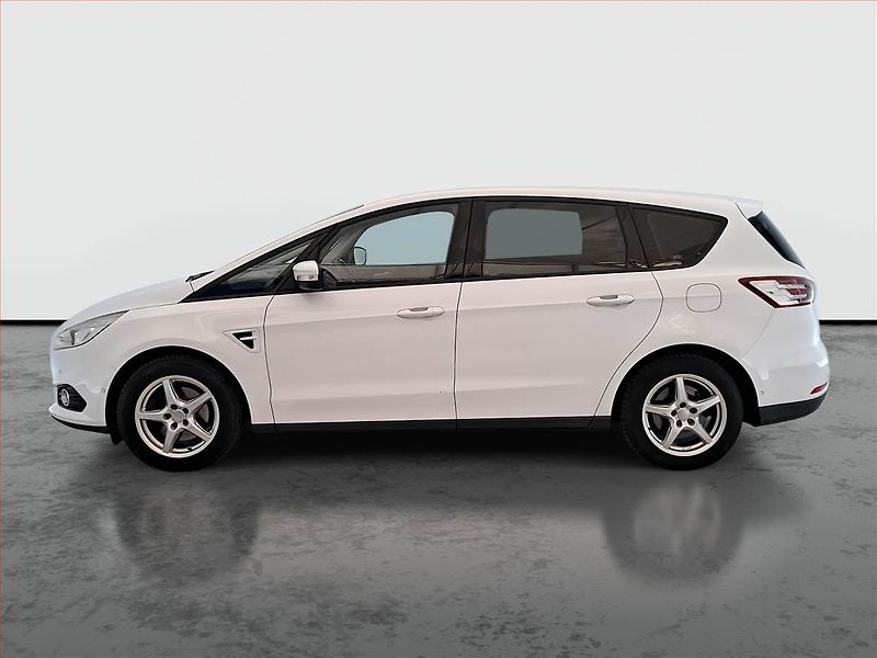 Ford S-MAX (2017) 2.0 TDCi, Navi, Tempomat - fotka 3 z 19