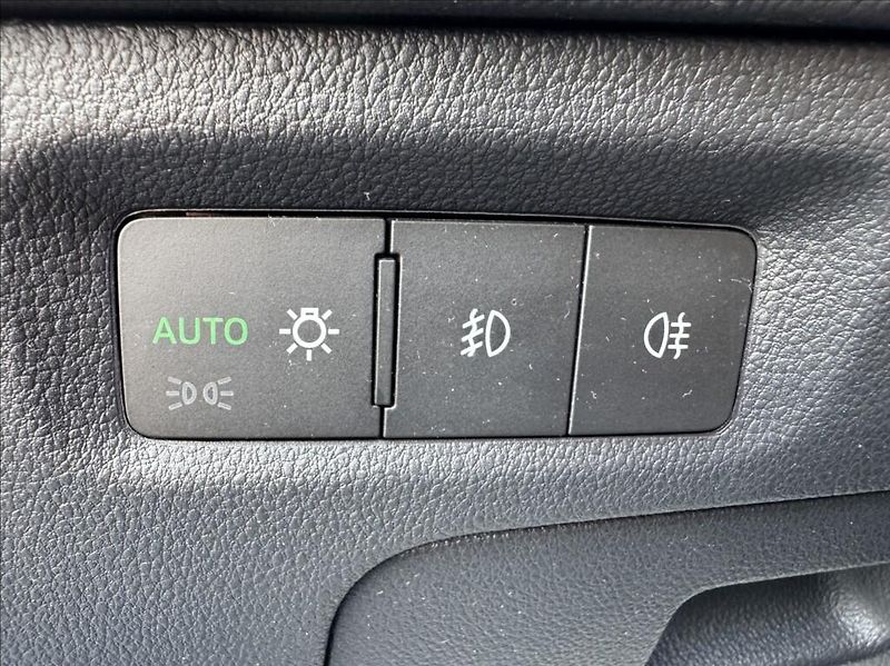 Škoda Octavia 2,0 TDI 85kW DPH 1.maj původČR - fotka 24 z 50