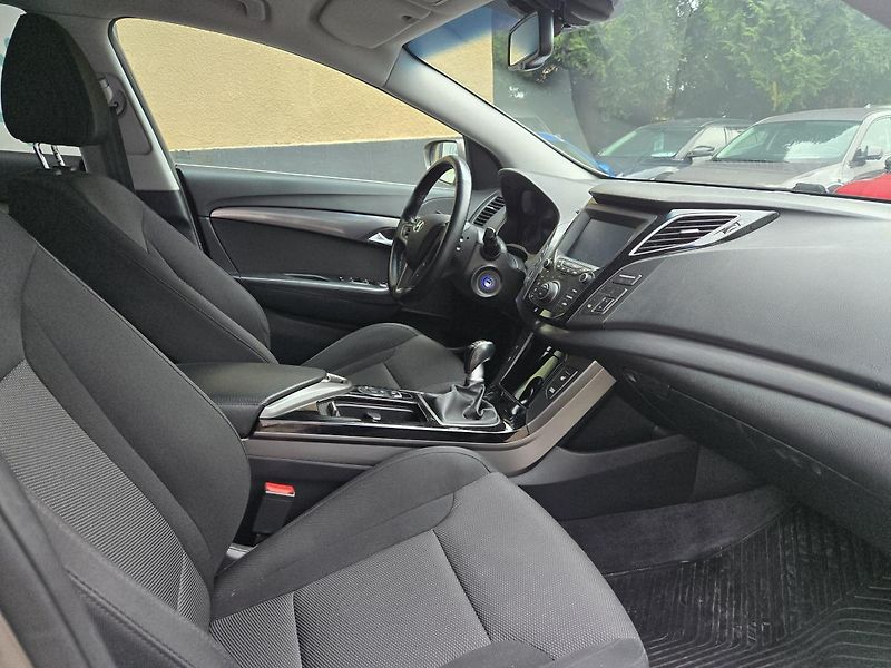 Hyundai i40 (2019) 1.6-DPH-NOVÝ MODEL-NAVI-KAMERA - fotka 15 z 15