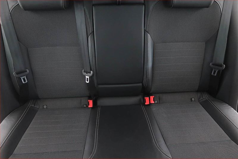 Škoda Rapid (2019) 1.0 TSI, Automat, ČR,1.maj - fotka 10 z 17