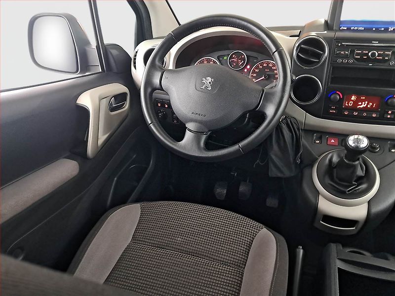 Peugeot Partner (2012) Outdoor 1.6 HDi, 5Míst, ČR - fotka 7 z 16