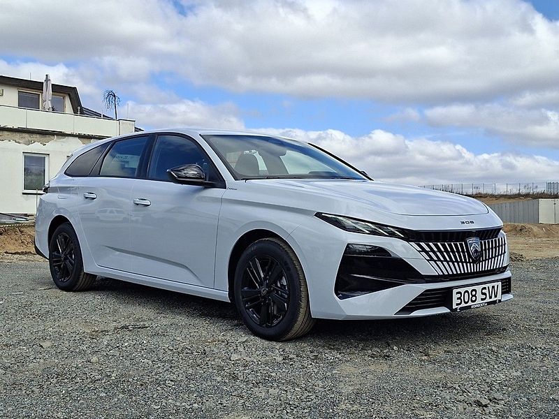 Peugeot 308 (2026) SW STYLE Hybrid 145 e-DCS6 - fotka 8 z 25