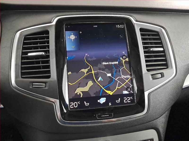 Volvo XC90 (2020) B5 AWD - fotka 21 z 24