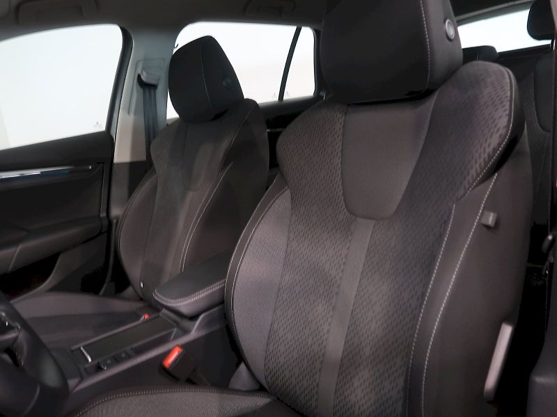 Škoda Octavia (2023) STYLE 2.0TDI 85KW ZÁRUKA - fotka 14 z 37