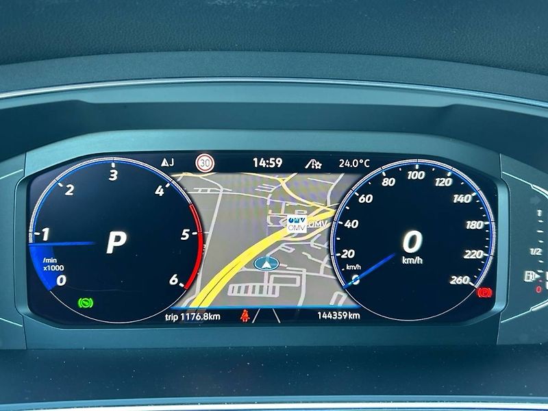 Volkswagen Tiguan Allspace (2021) 2.0 TDI 7DSG 4MOTION R-Line - fotka 6 z 35