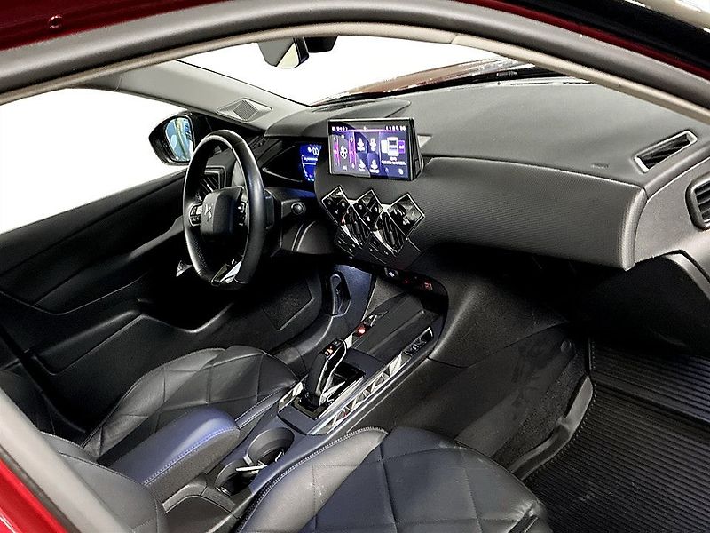 DS Automobiles DS3 Crossback (2023) 54 kWh Exclusive | Záruka - fotka 7 z 19