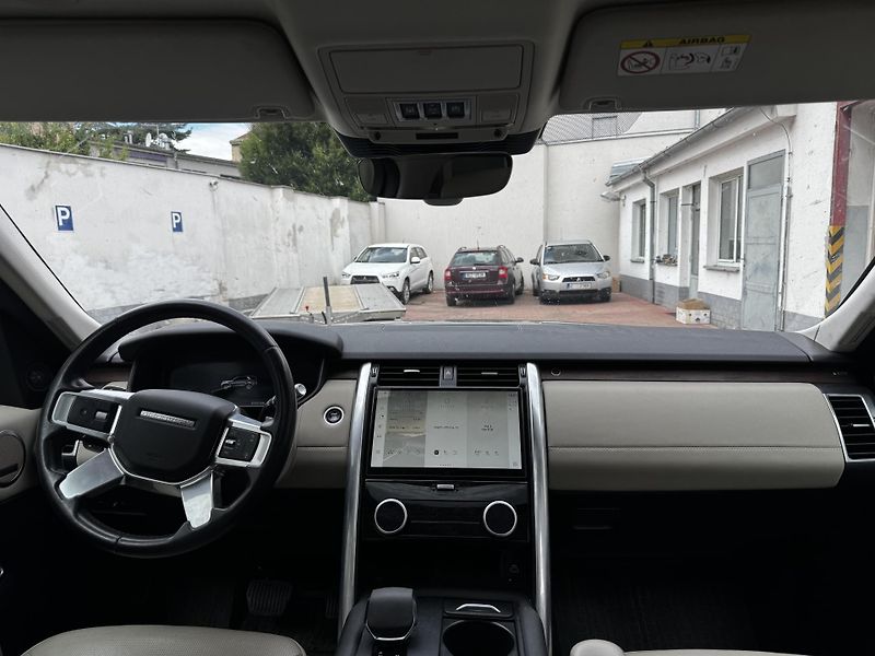Land Rover Discovery - fotka 6 z 9