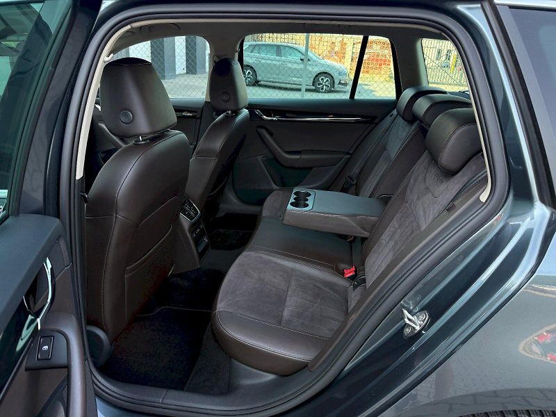 Škoda Octavia (2018) Combi 1.4 TSI 110 kW L&K - fotka 9 z 21