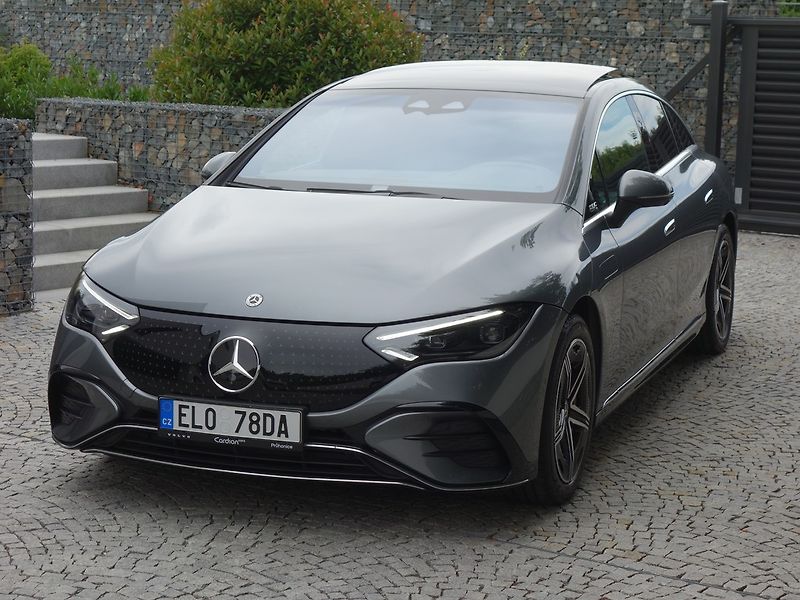 Mercedes-Benz EQE (2024) 350*4M*AMG*PAN*HYPERSCREEN*TOP - fotka 3 z 50