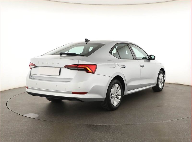 Škoda Octavia (2021) Ambition 2.0 TDI, ČR,1.maj - fotka 5 z 15