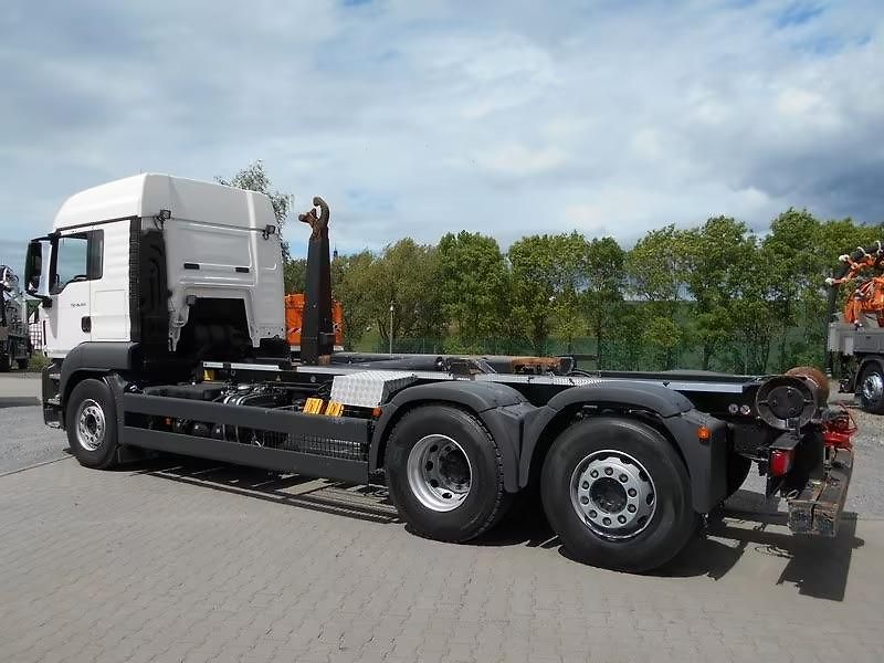 MAN TGS (2017) 26.460 6x2 JNK EURO 6 - fotka 2 z 10