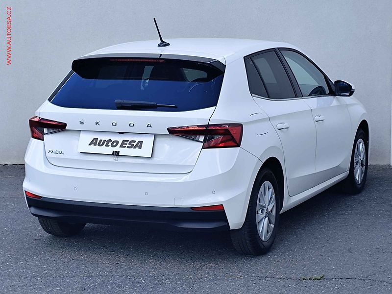 Škoda Fabia (2022) 1.0 TSi, 1.maj,ČR, Style - fotka 4 z 24