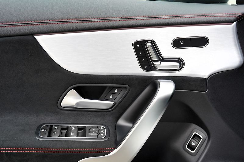 Mercedes-Benz CLA 45s AMG/4Matic+/Aero - fotka 17 z 50
