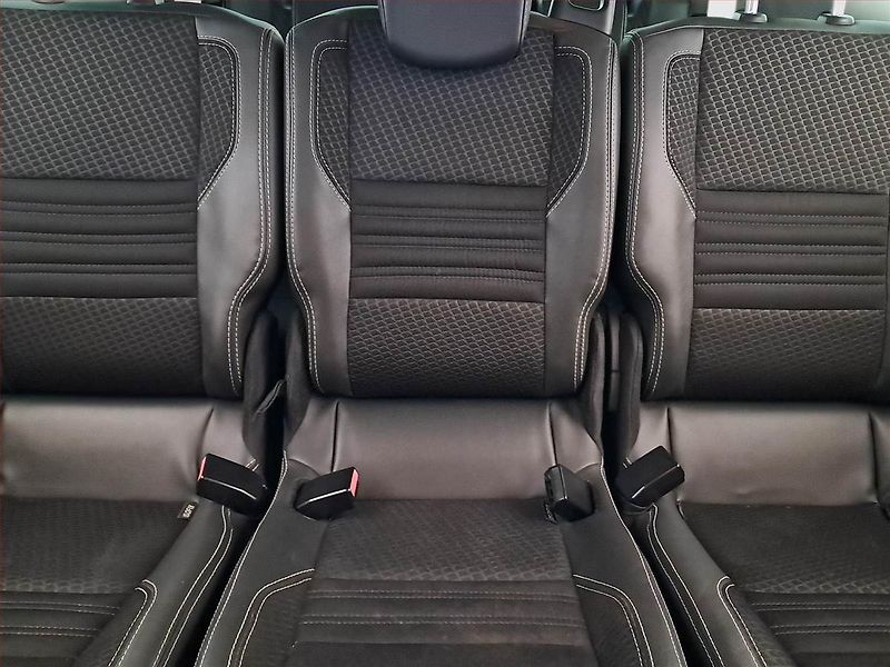 Renault Scénic (2016) BOSE 1.5 dCi, Automat, 7 míst - fotka 10 z 20