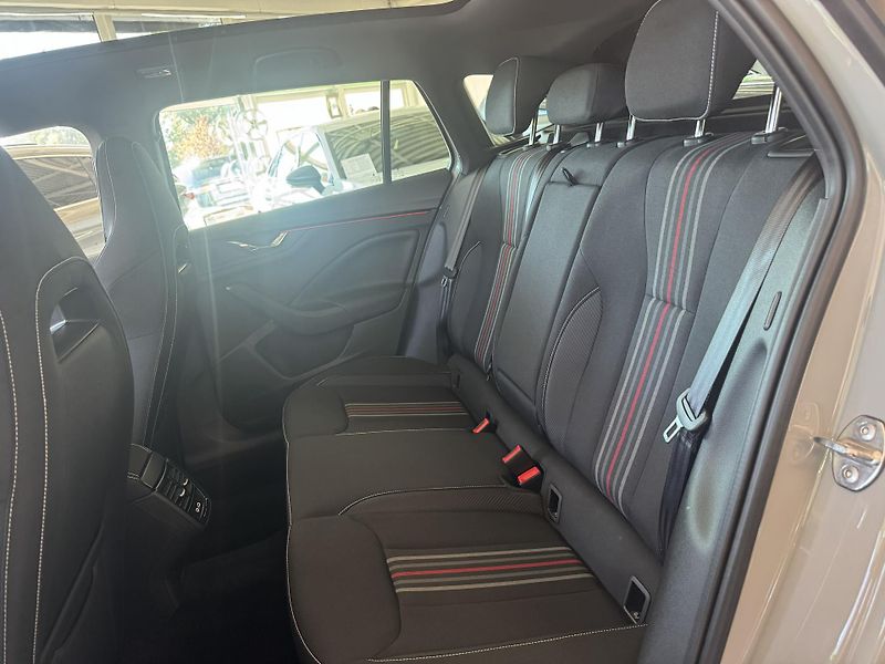 Škoda Scala Monte Carlo 1,5TSI DSG - fotka 22 z 31