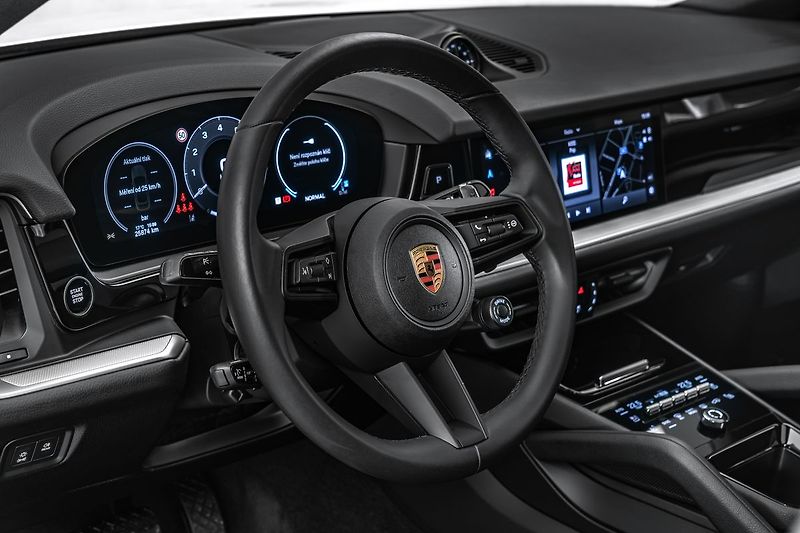 Porsche Cayenne Coupe 3,0 Vzduch Nezávislé Pan - fotka 16 z 26