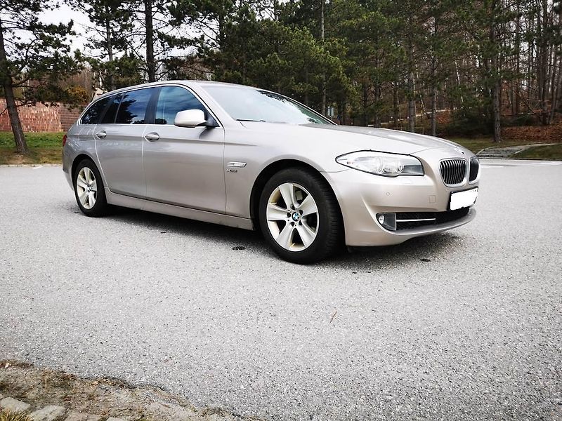 BMW Řada 5 530D XDRIVE TOURING F11 190kW - fotka 21 z 40