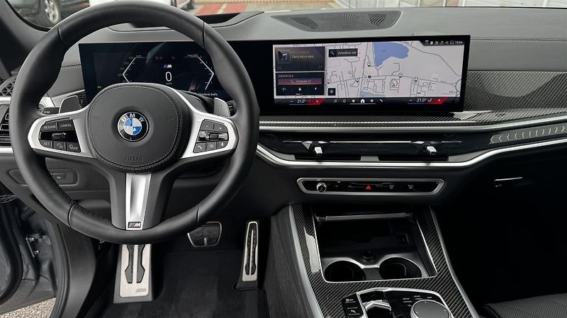 BMW X5 xDrive30d - fotka 6 z 12