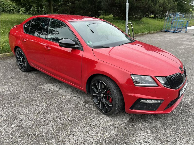 Škoda Octavia (2018) Octavia RS245 DSG - fotka 5 z 17