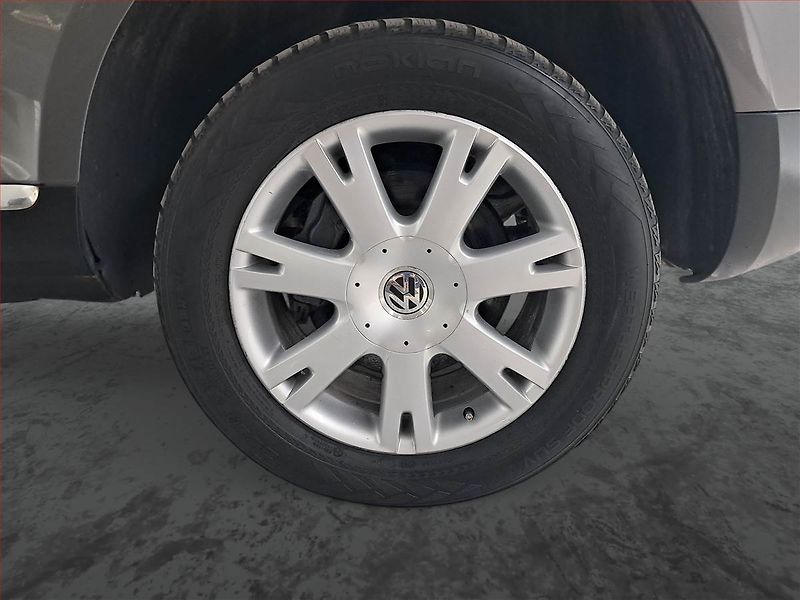 Volkswagen Touareg (2009) 3.0 TDI, 4X4, Automat, Xenony - fotka 15 z 21