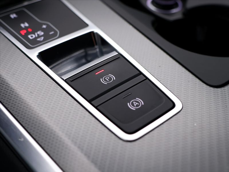 Audi A6 Avant 2.0 TDI 40tdi S-Tronic - fotka 35 z 44