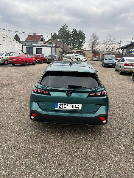 Peugeot 308 (2022) - fotka 5 z 10