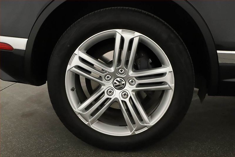 Volkswagen Touareg (2015) 3.0 TDI, 4X4, Automat, Kůže - fotka 19 z 19