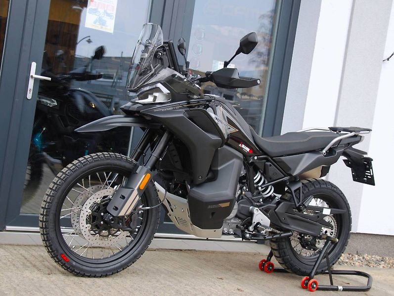 CFMOTO 800 MT (2026) 800MT-X Black - fotka 4 z 20
