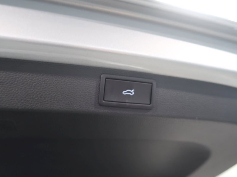 Škoda Karoq (2025) TOP SELECTION 1.5TSI 110KW DSG - fotka 39 z 41