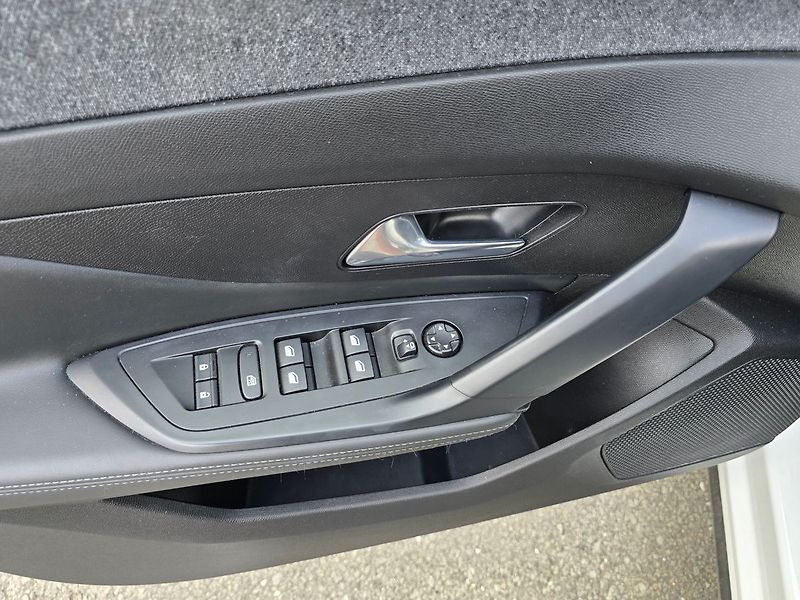 Peugeot 408 ALLURE 96kW KAMERA NAVI ČR-DPH - fotka 25 z 49
