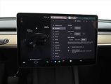 Tesla Model Y (2022) Long Range AWD 79kWh, SoH 88% - náhled 20