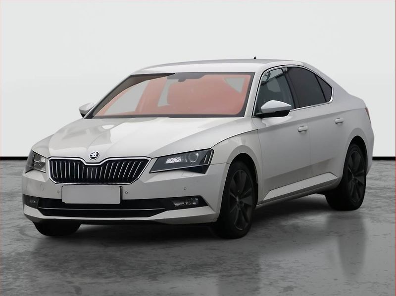 Škoda Superb (2016) Style Plus 2.0 TDI, Automat - fotka 2 z 24