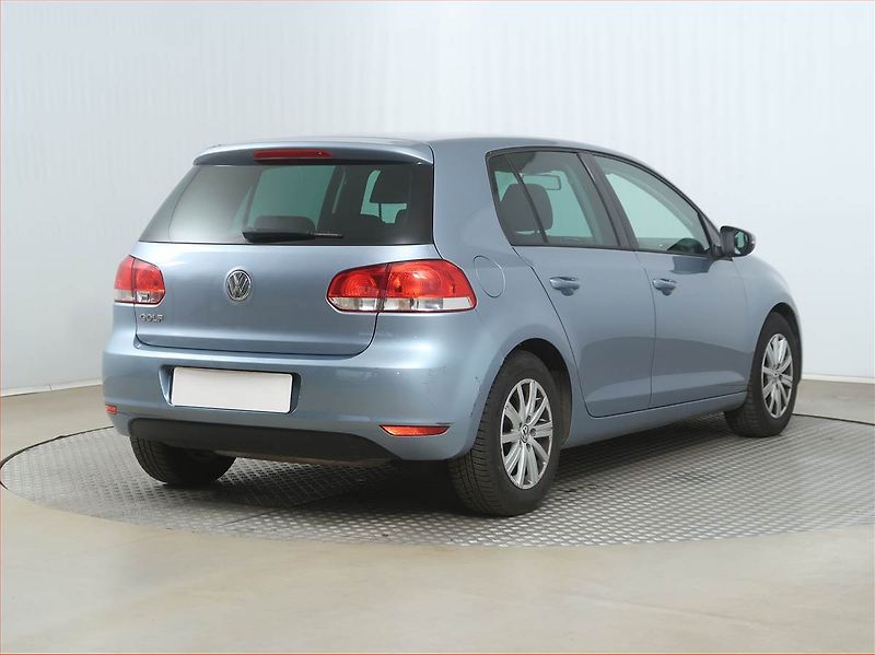Volkswagen Golf (2011) 1.2 TSI, Serv.kniha - fotka 4 z 12