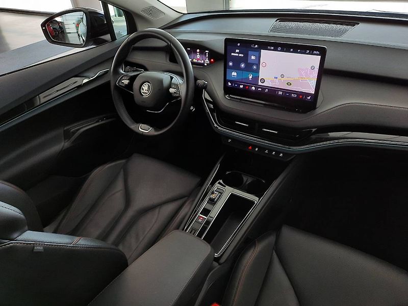 Škoda Enyaq (2022) 60 (132kW/57kWh) - fotka 12 z 23