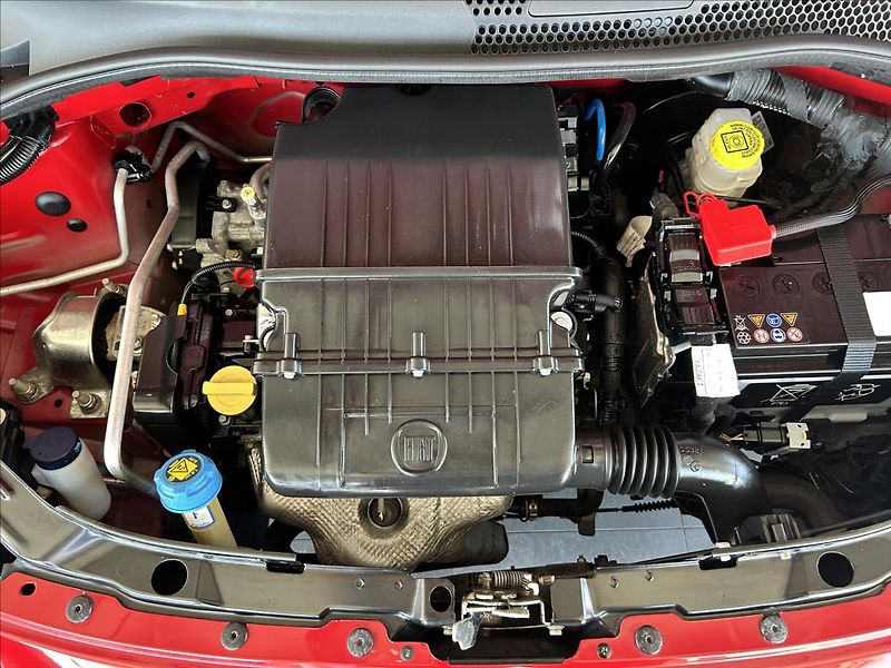 Fiat 500 1,2   LOUNGE,SERVISKA,PANORAMA - fotka 21 z 22