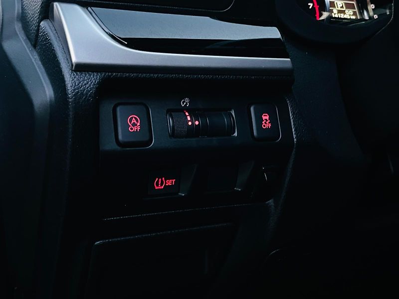 Subaru XV 2.0i AUT KAMERA SERVISKA TAŽNÉ - fotka 39 z 45