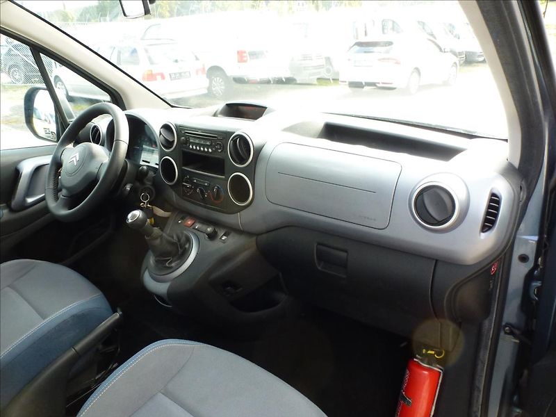 Citroën Berlingo 1,6 HDi  Multispace - fotka 25 z 44